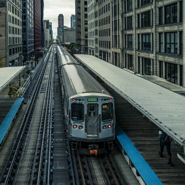 Linia kolejowa Adams Wabash w kierunku Chicago Loop — Zdjęcie stockowe