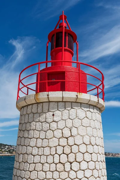 ヨーロッパ フランス サンアリーの赤い灯台 — ストック写真