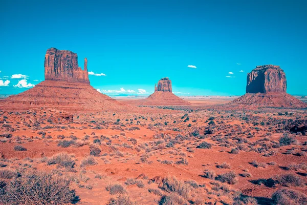 Pohled Údolí Monument Pod Modrou Oblohou Usa — Stock fotografie