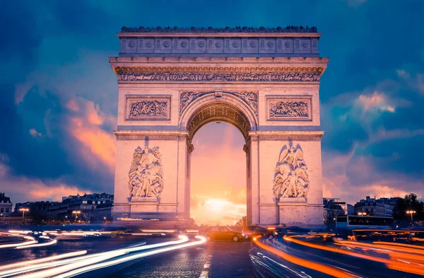 Άποψη Του Διάσημου Arc Triomphe Στο Ηλιοβασίλεμα Παρίσι — Φωτογραφία Αρχείου