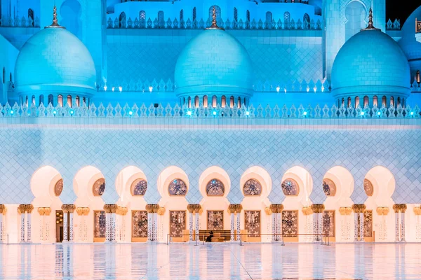 Faimoasa Moschee Sheikh Zayed Noaptea Emiratele Arabe Unite — Fotografie, imagine de stoc