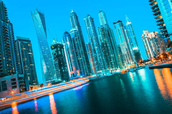 Dubai Emirados Árabes Unidos Novembro Edifícios Modernos Dubai Marina Noite — Fotografia de Stock