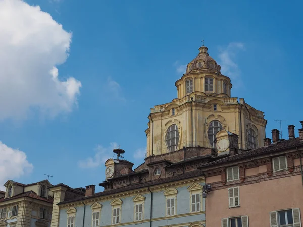 Przy Kościele San Lorenzo Turynie Włochy — Zdjęcie stockowe