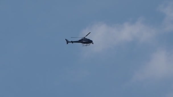 BBC News helikoptern i London — Stockvideo