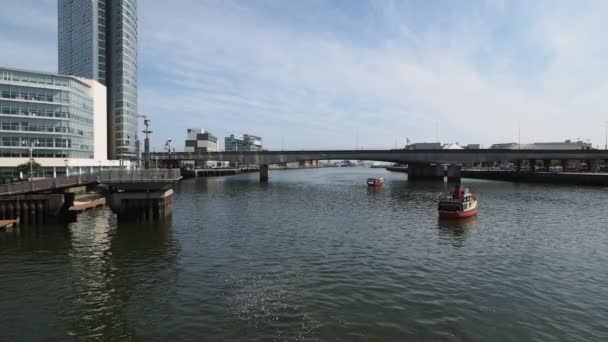 Bridge over river Lagan in Belfast — Stock Video