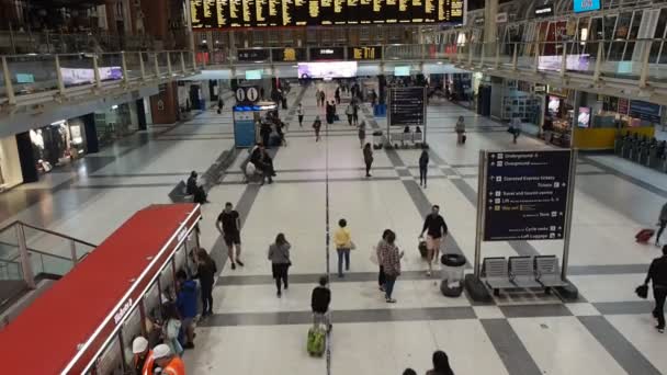 Liverpool street station i london — Stockvideo