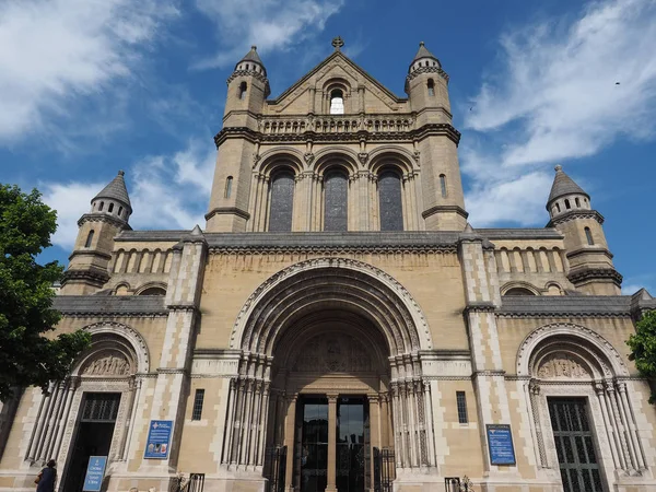 Belfast, İngiltere - Haziran 2018 yaklaşık: St Anne Cathedral (aka Belfast Katedrali) Kilisesi
