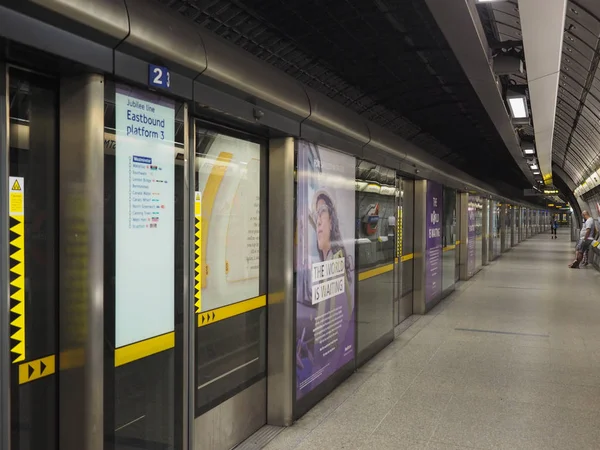 London Juni 2018 Westminster Tube Station — Stockfoto