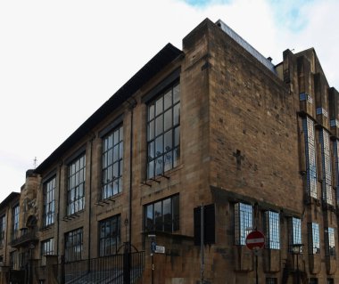 Glasgow, İngiltere - Eylül 2010 yaklaşık: Glasgow School İskoç tarafından tasarlanmış Art mimar Charles Rennie Mackintosh 1896, son büyük yangın daha önce gördüm