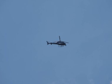 Haziran 2018 yaklaşık - Londra, İngiltere: Londra şehir merkezine film canlı etkinliğine gezinip Bbc haber helikopter