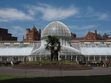 Belfast, İngiltere - Haziran 2018 yaklaşık: Palm evde Botanik Bahçeleri