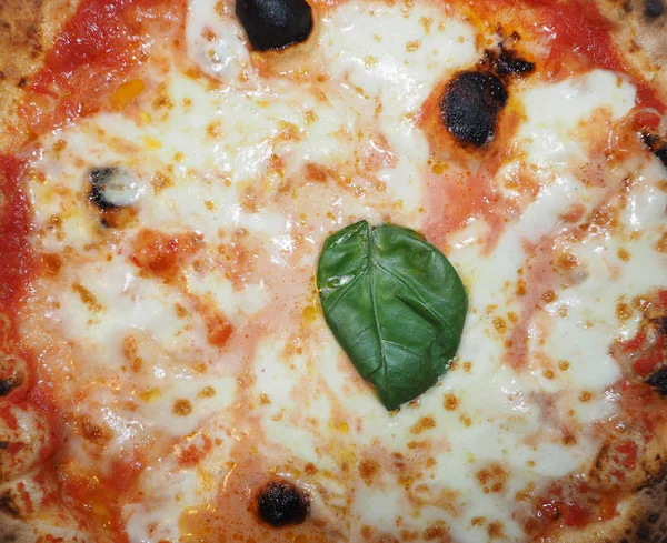 Margherita Aka Margarita Pizza Traditioneel Italiaans Eten — Stockfoto