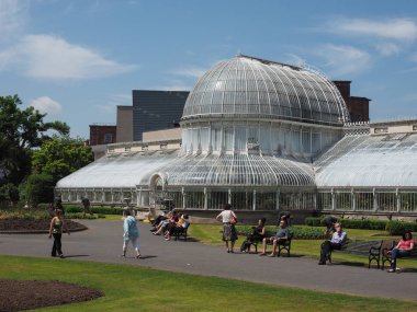 Belfast, İngiltere - Haziran 2018 yaklaşık: Palm evde Botanik Bahçeleri