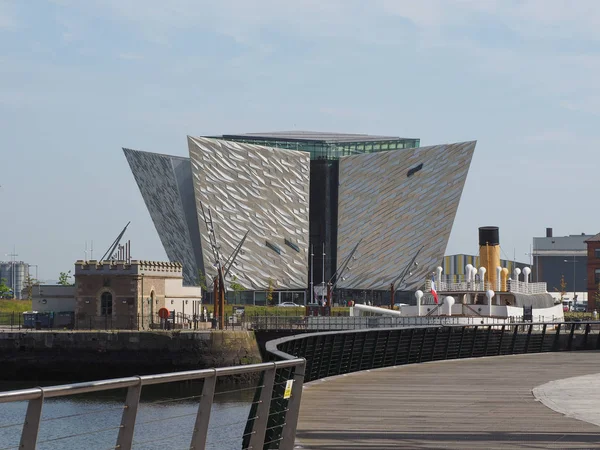 Belfast Reino Unido Circa June 2018 Titanic Belfast Centra Local — Fotografia de Stock