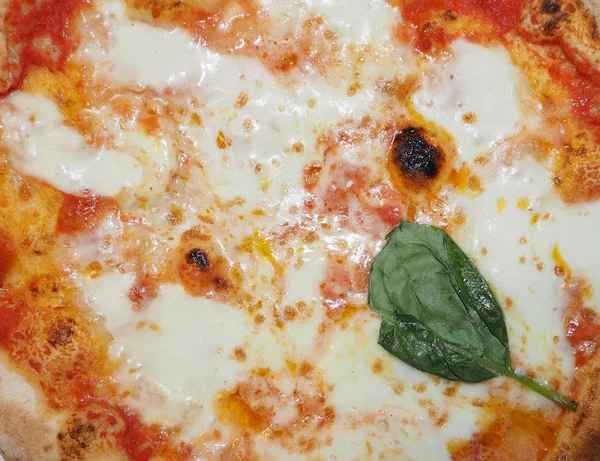 Margherita Aka Margarita Pizza Tradiční Italské Jídlo — Stock fotografie