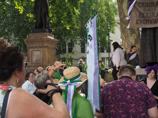 London Juni 2018 Frauenwahlrecht Bei 100 Frauen Marschieren Durch London — Stockfoto