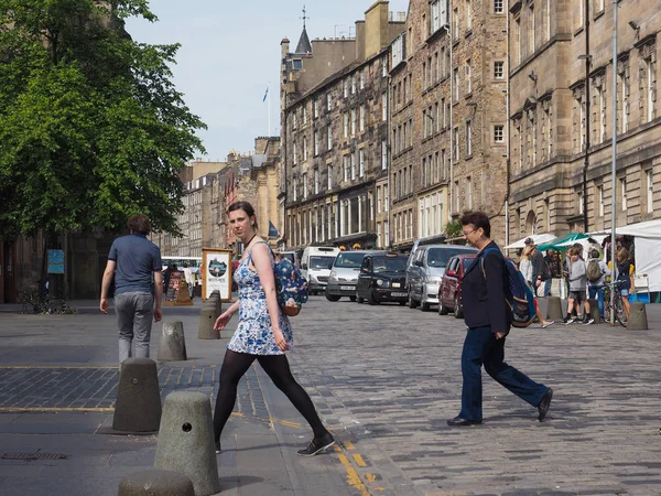 Edinburgh Velká Británie Cca Červen 2018 Lidé Royal Mile — Stock fotografie