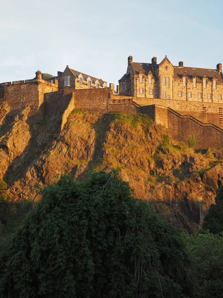 Edinburgh Castle Castle Rock Gün Batımında — Stok fotoğraf