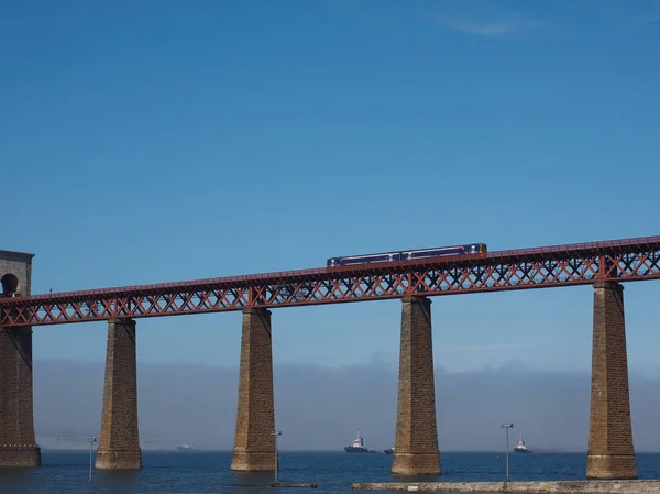 Γέφυρα Φορθ Cantilever Σιδηροδρομική Γέφυρα Πέρα Από Firth Του Ιτε — Φωτογραφία Αρχείου