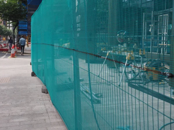 yeşil naylon net inşaat sitesinde