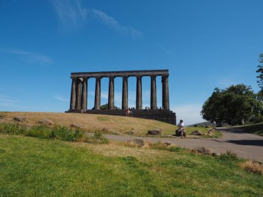 Edinburgh, İngiltere - Haziran 2018 yaklaşık: İskoç ulusal anıt Calton Hill