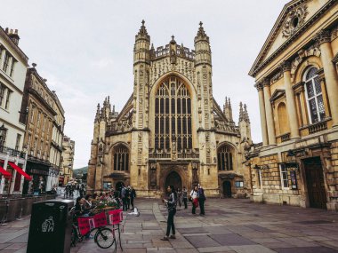 Bath, İngiltere - Eylül 2016 yaklaşık: Abbey Kilisesi, Aziz Peter ve Aziz Paul (aka Bath Abbey)