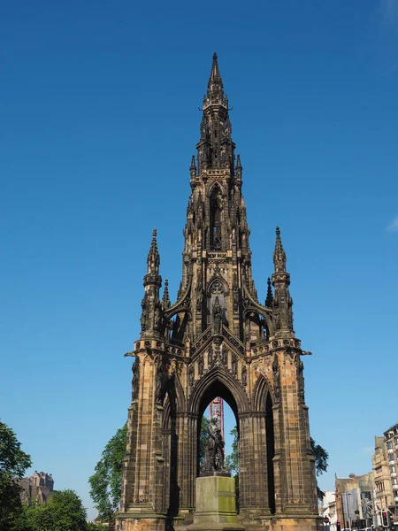 Edinburgh Ngiltere Haziran 2018 Yaklaşık Sir Walter Scott Anıt — Stok fotoğraf
