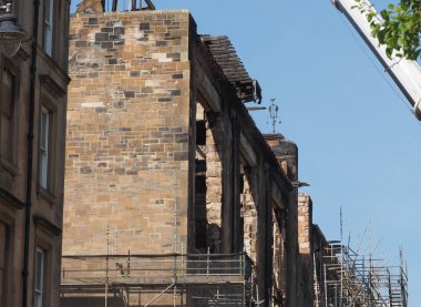Glasgow School of Art kalıntıları 1896 yılında Charles Rennie Mackintosh tarafından tasarlanmış, Glasgow, İngiltere'de Haziran 2018 sonra ateş