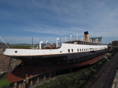 Belfast, İngiltere - Haziran 2018 yaklaşık: Ss göçebe ihale gemi White Star Line Titanic Quarter