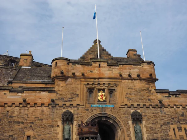 Edinburgh Circa June 2018 Tourists Visiting Edinburgh Castle — Stock Photo, Image