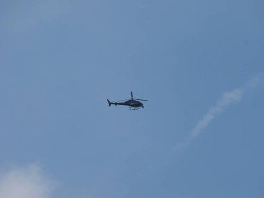 Haziran 2018 yaklaşık - Londra, İngiltere: Londra şehir merkezine film canlı etkinliğine gezinip Bbc haber helikopter