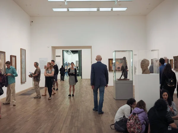 London Circa June 2018 Visitors Tate Modern Art Gallery South — Stock Photo, Image
