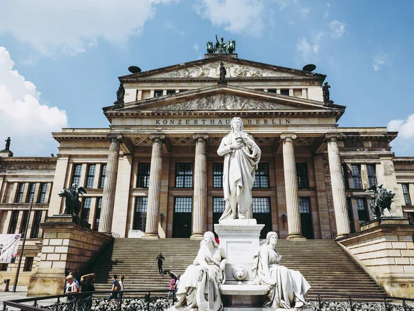 Berlin Germany Circa June 2016 Friedrich Schiller Monument Front Konzerthaus — Stock Photo, Image