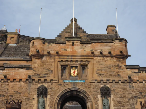 Edinburgh Juni 2018 Touristen Besuchen Edinburgh Castle — Stockfoto