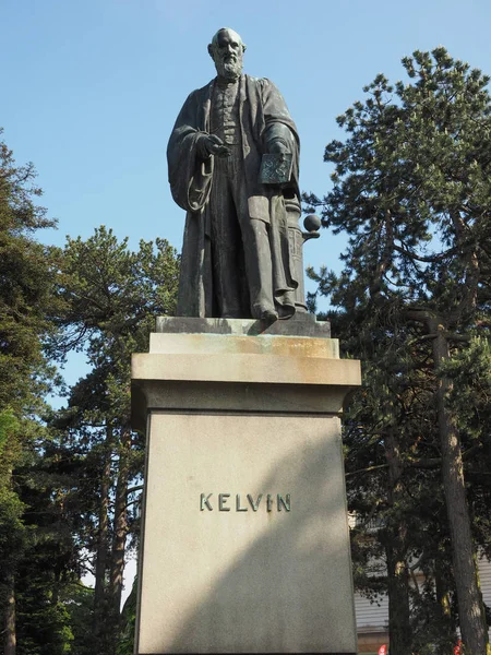 Belfast Circa Giugno 2018 Statua Lord Kelvin Nei Giardini Botanici — Foto Stock