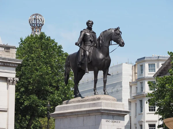 London Juni 2018 King George Reiterstatue — Stockfoto