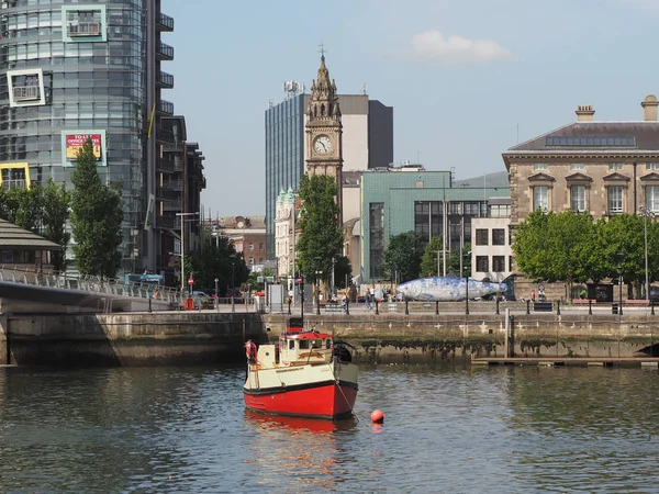 Belfast Storbritannia Circa June 2018 Panoramautsikt River Lagan – stockfoto