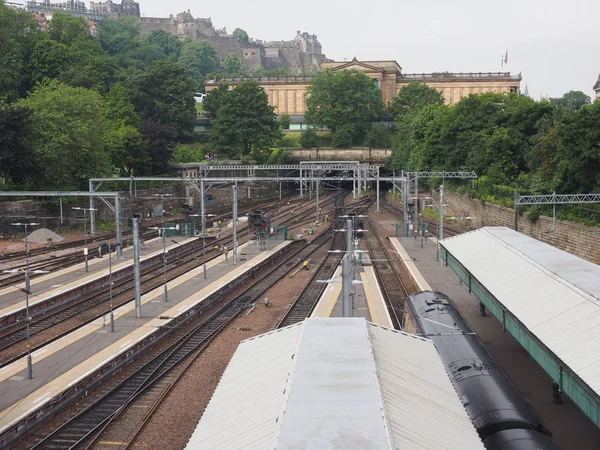 Edinburgh Royaume Uni Circa Juin 2018 Trains Gare Édimbourg Waverly — Photo