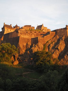 Edinburgh castle Castle Rock'da gün batımında