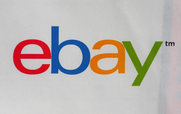 San Francisco Usa September 2018 Ebay Logo Auf Einer Packung — Stockfoto