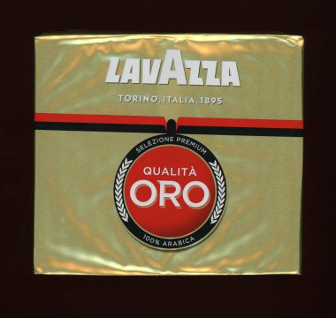 Turin, İtalya - Eylül 2018 yaklaşık: Arabica kahve Lavazza Oro zemin