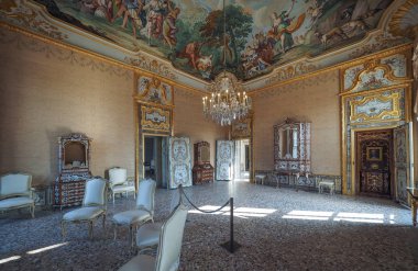 Nichelino, İtalya - Eylül 2018 yaklaşık: Palazzina di caccia di Stupinigi (anlam Stupinigi Av Köşkü) Kraliyet AV Köşkü iç görünüm