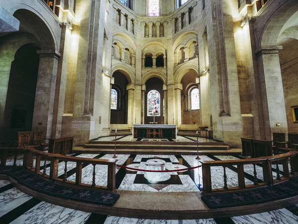 Belfast, İngiltere - Haziran 2018 yaklaşık: St Anne Cathedral (aka Belfast Katedrali) kilise iç
