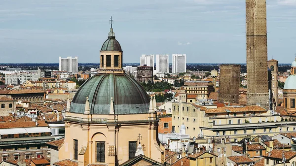 Vista Aérea Las Dos Torres Ciudad Bolonia Italia — Foto de Stock