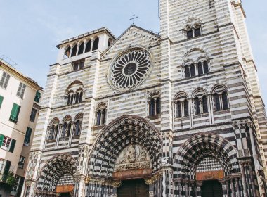 Cenova Katedrali aka duomo di genova veya cattedrale di san lorenzo koltuk Cenova Başpiskoposu