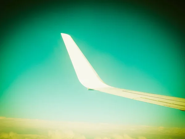 Asa Avião Voando Sobre Céu Azul Vintage Retro — Fotografia de Stock