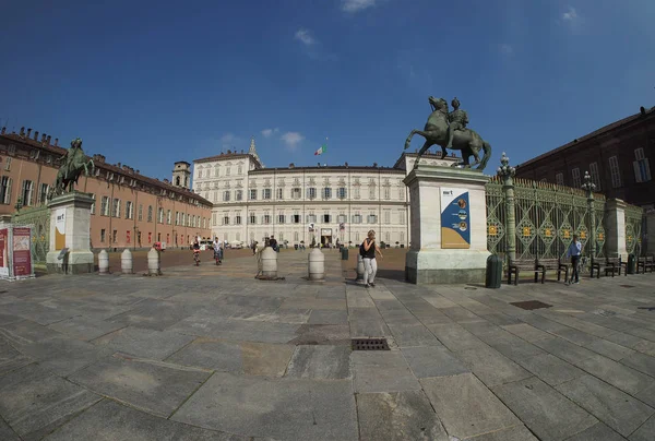 Torino Talya Eylül 2018 Yaklaşık Piazza Balıkgözü Lens Ile Görülen — Stok fotoğraf