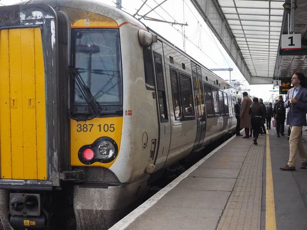 Cambridge Reino Unido Circa Octubre 2018 Tren Plataforma Estación Cambridge — Foto de Stock