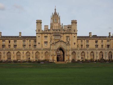 Cambridge, İngiltere - Ekim 2018 yaklaşık: St John's College, üçüncü mahkeme