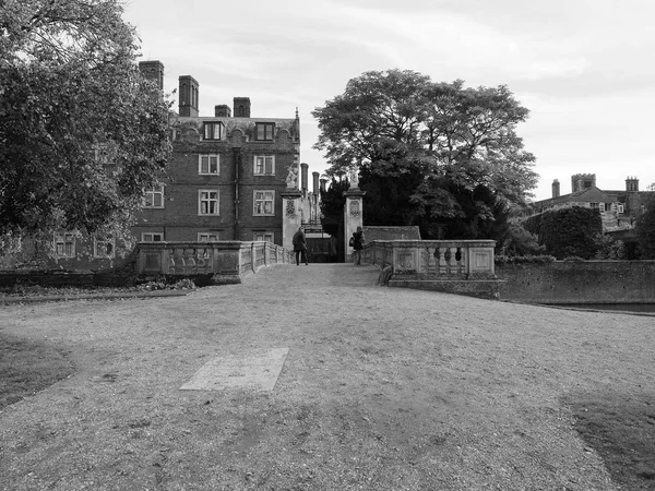 黒と白でケンブリッジ イギリス 2018年 月年頃 セント ジョンズ大学 — ストック写真